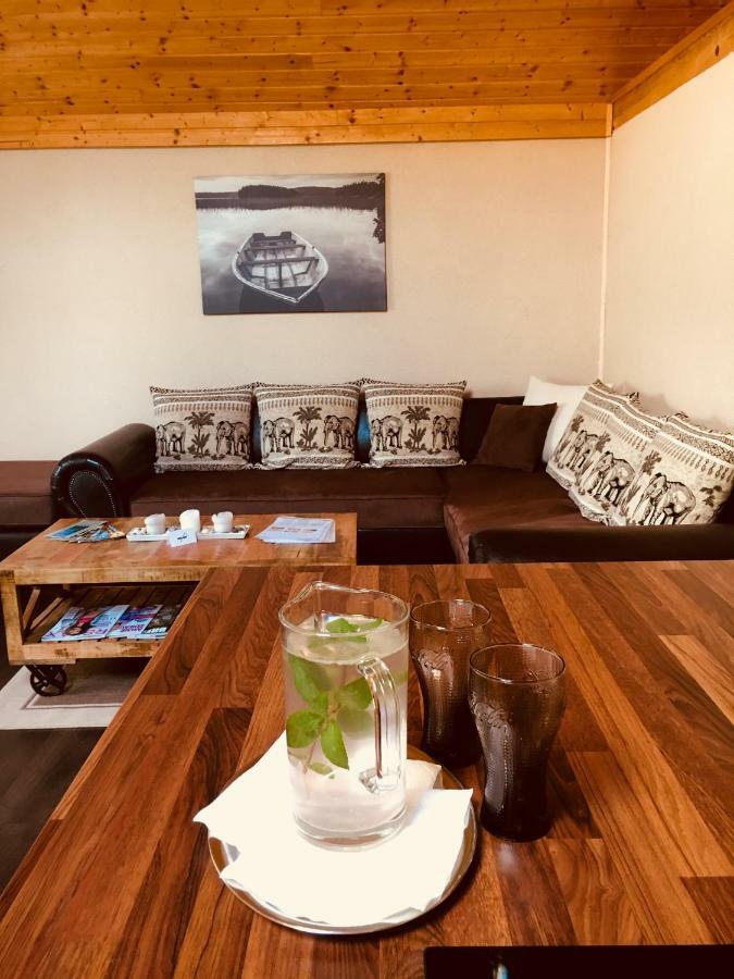 Grand Spa Holiday Home สเคลเน เตปลิตเซ ภายนอก รูปภาพ