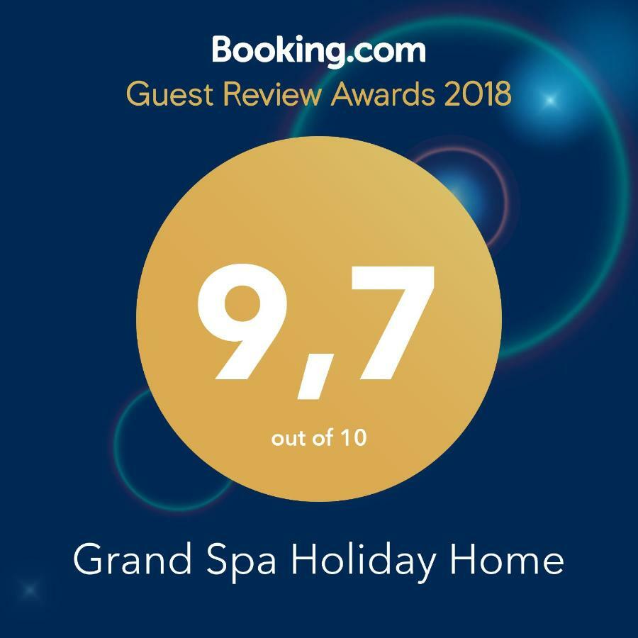 Grand Spa Holiday Home สเคลเน เตปลิตเซ ภายนอก รูปภาพ